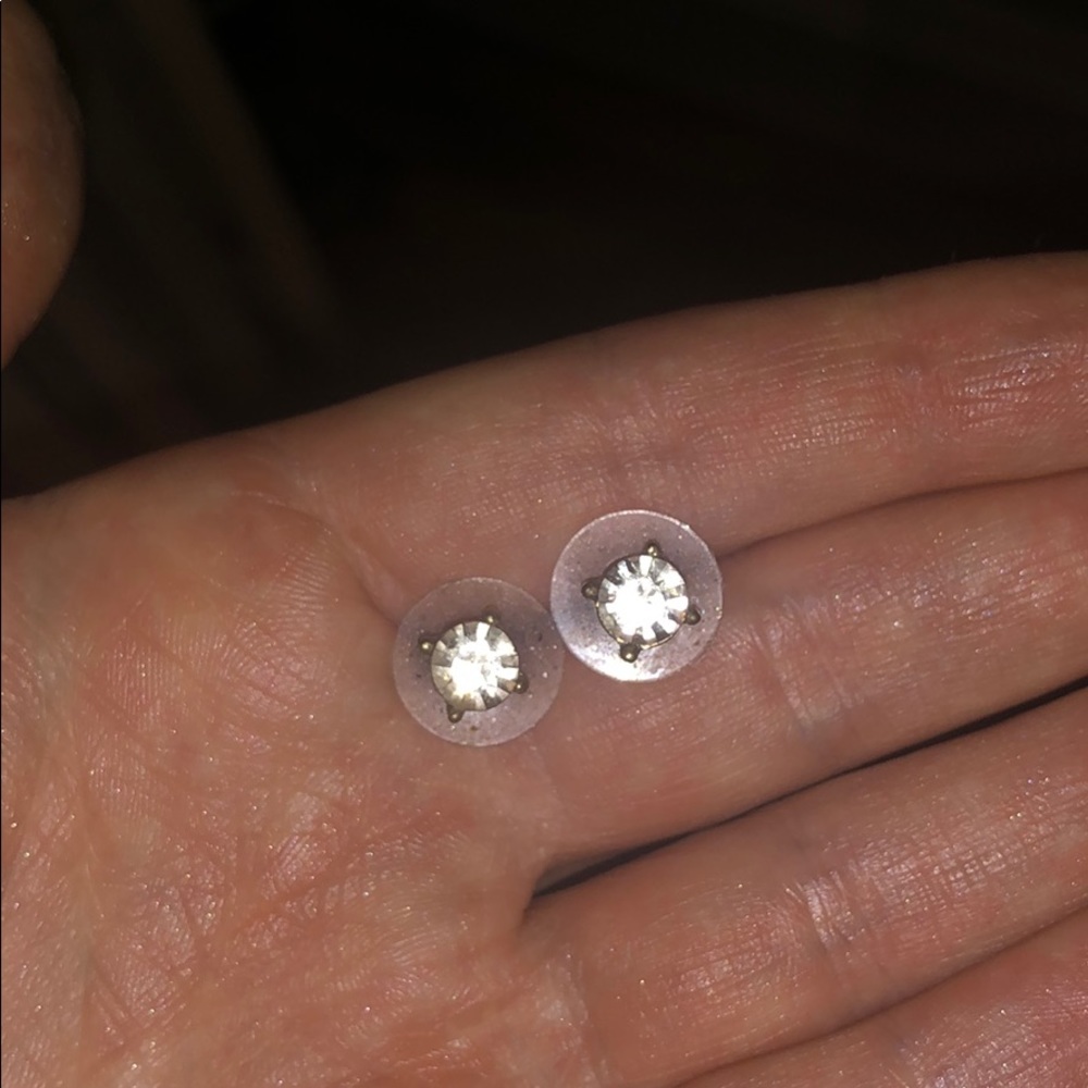 Simple studs - Picture 3 of 5